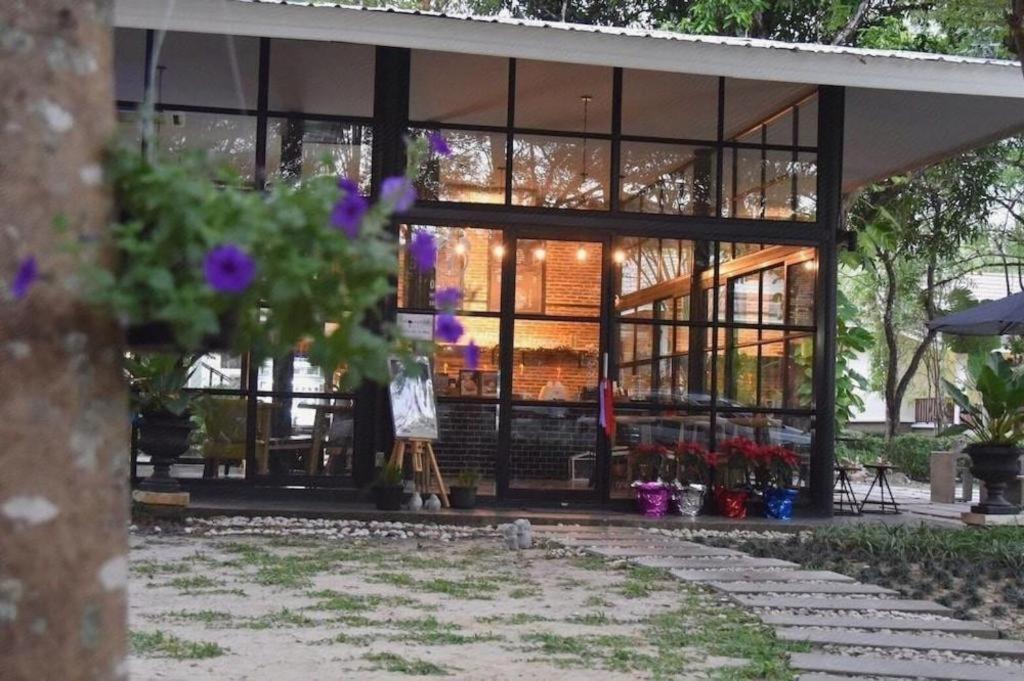 The Forest Home Resort Nakhon Nayok Exterior foto