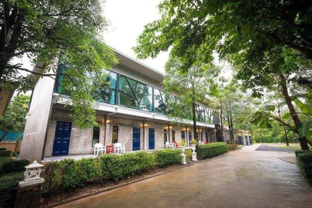 The Forest Home Resort Nakhon Nayok Exterior foto